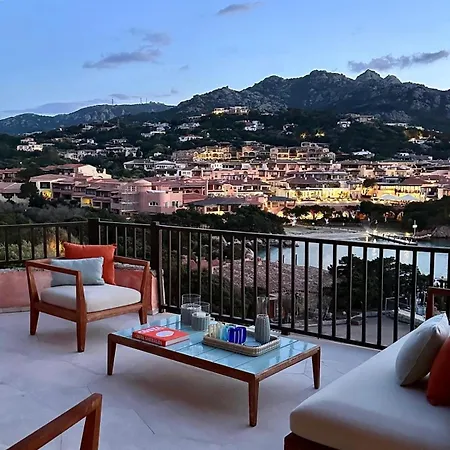Luxury Waterfront Penthouse In * بورتو كيرفو
