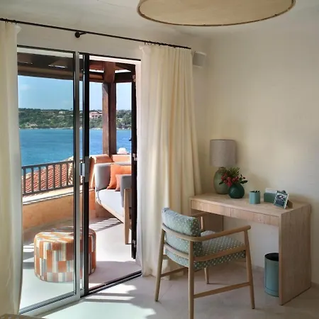 Apartmán Luxury Waterfront Penthouse In *